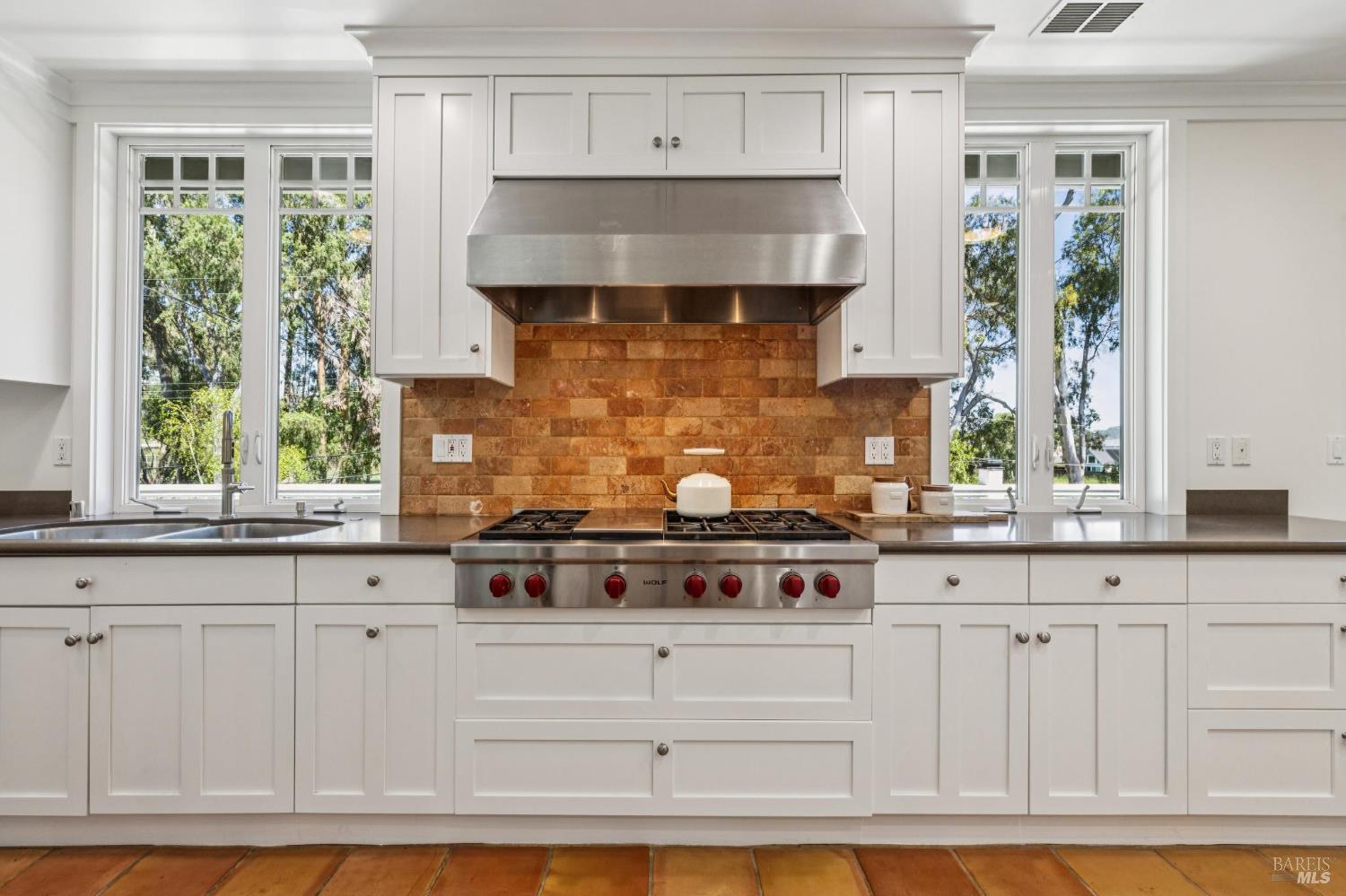 47 Main Drive San Rafael CA 94901