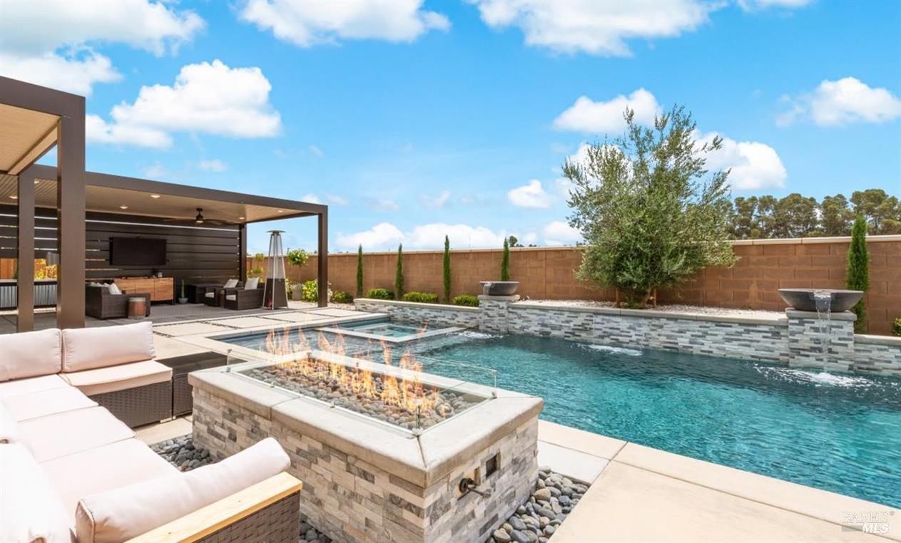 1205 Autumn Breeze Drive Dixon CA 95620