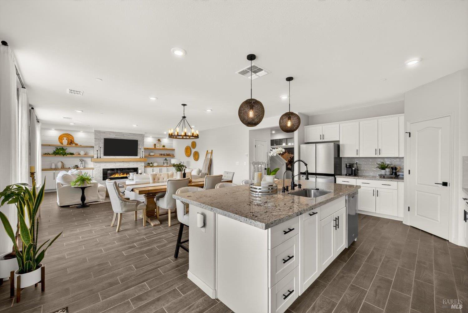 1205 Autumn Breeze Drive Dixon CA 95620