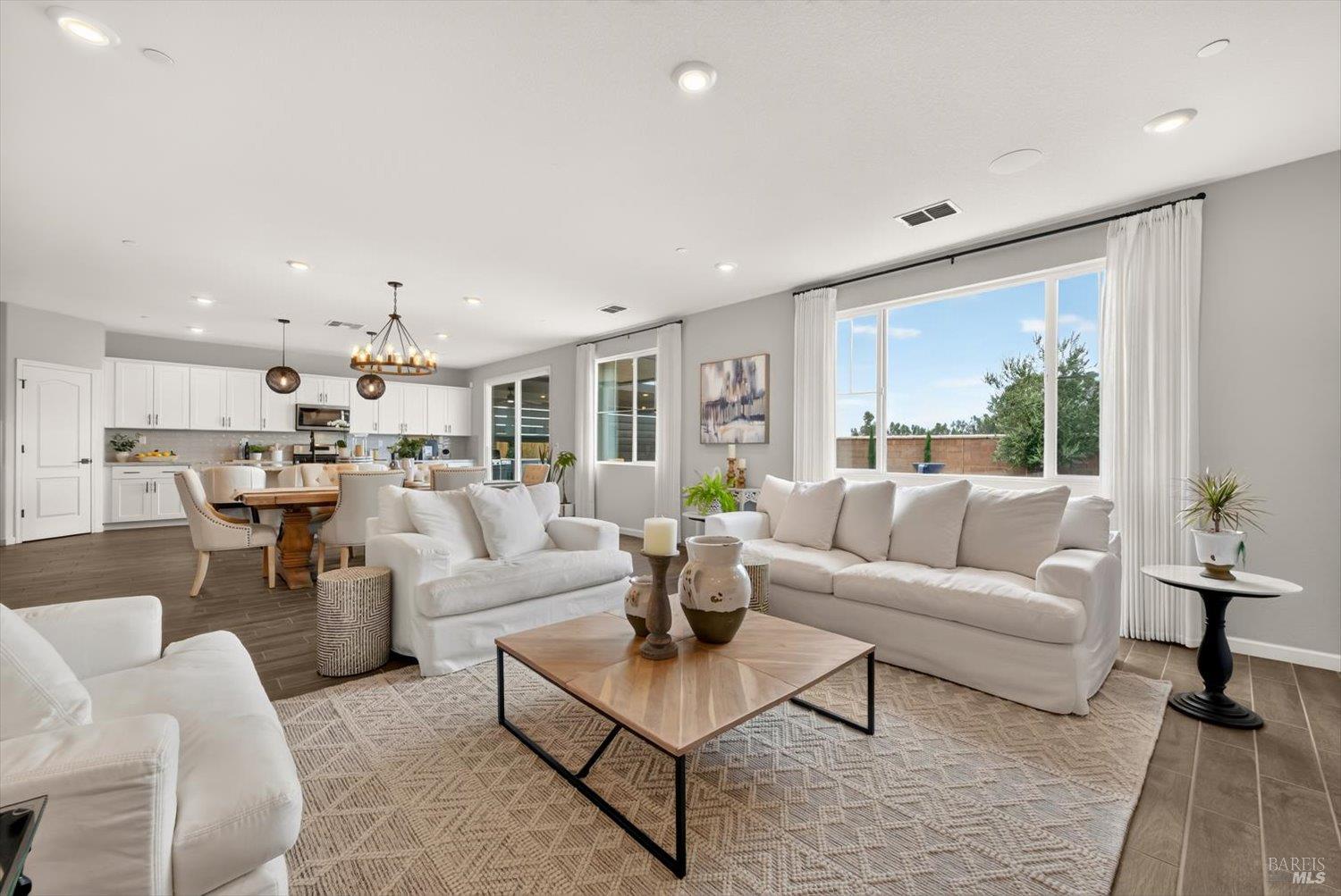 1205 Autumn Breeze Drive Dixon CA 95620