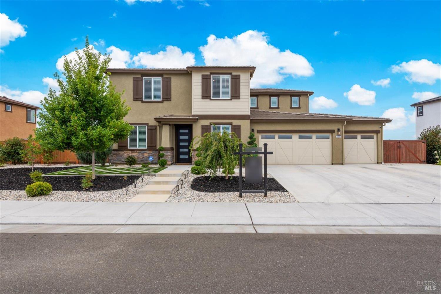 1205 Autumn Breeze Drive Dixon CA 95620