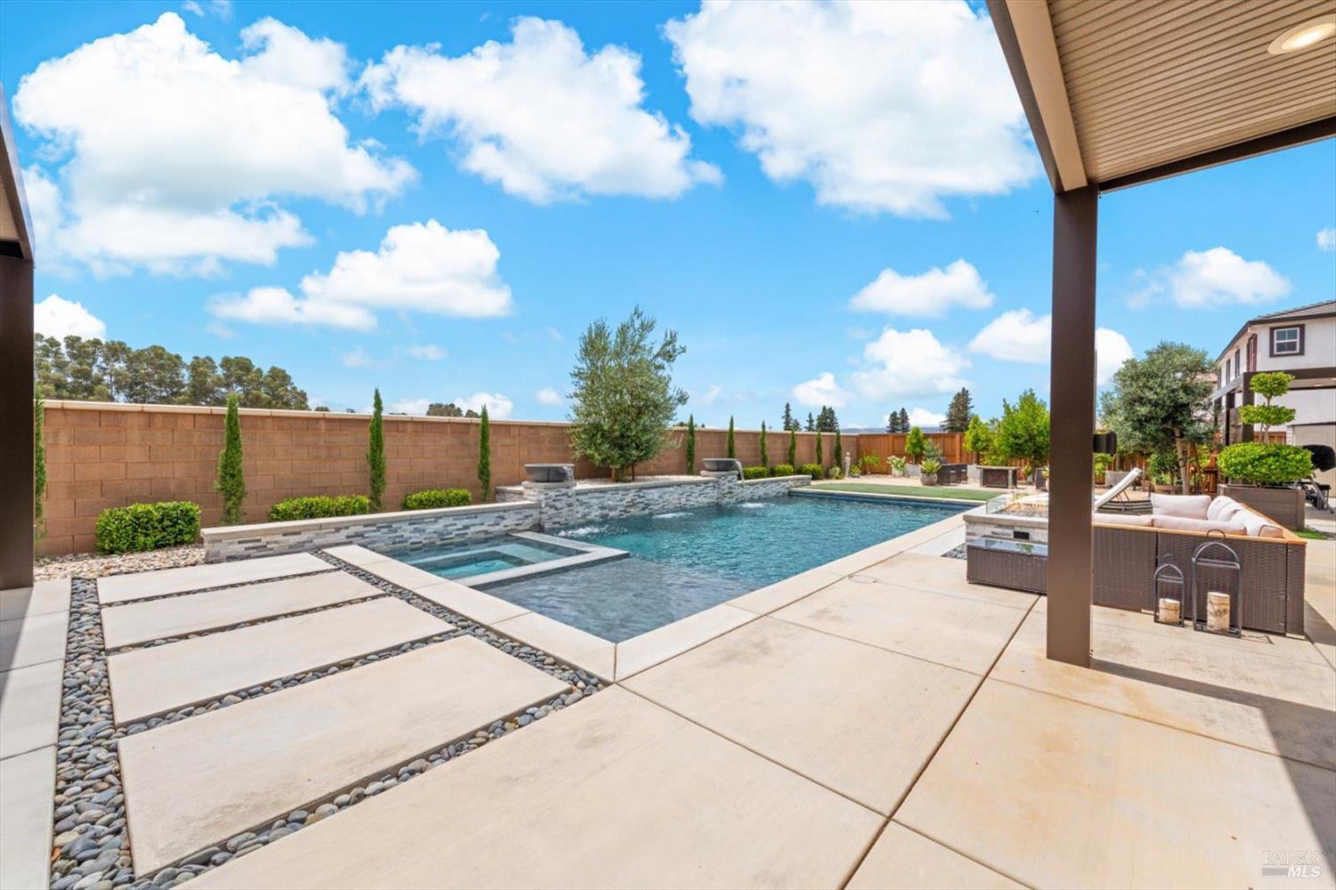 1205 Autumn Breeze Drive Dixon CA 95620