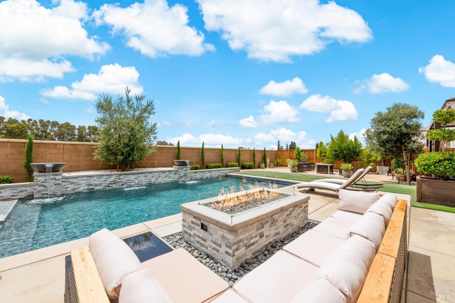 1205 Autumn Breeze Drive Dixon CA 95620