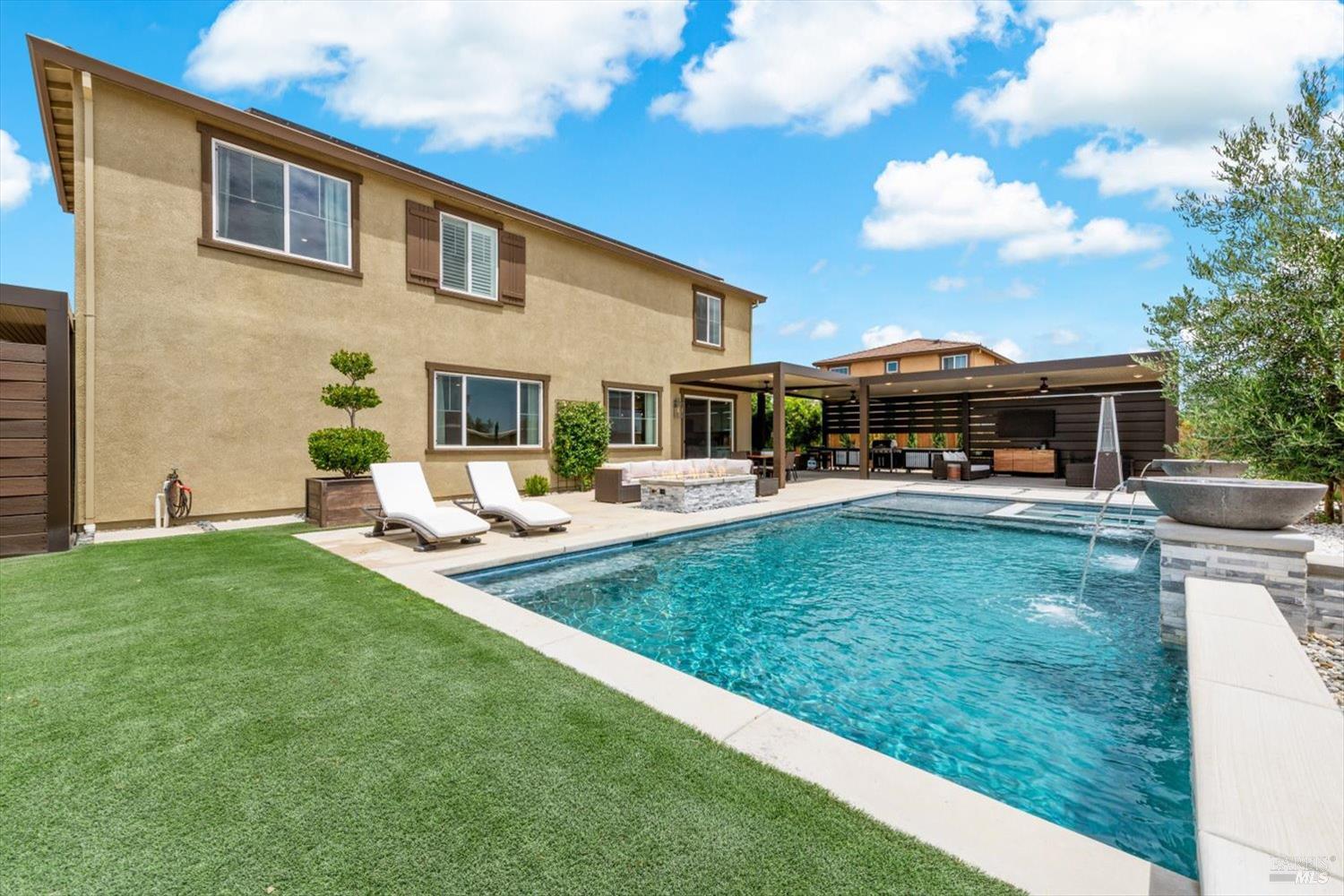 1205 Autumn Breeze Drive Dixon CA 95620