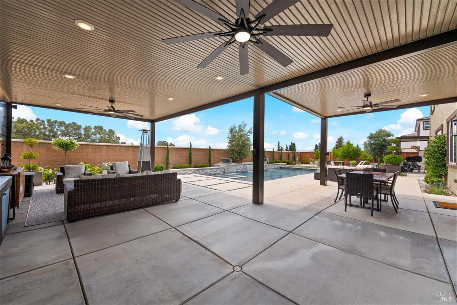 1205 Autumn Breeze Drive Dixon CA 95620
