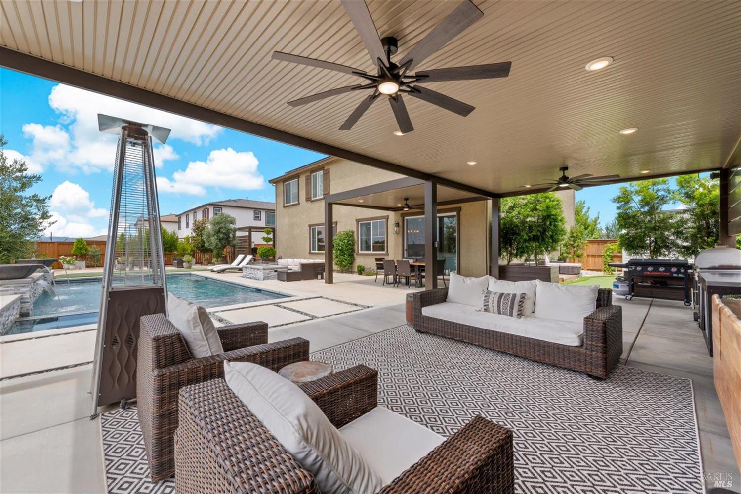 1205 Autumn Breeze Drive Dixon CA 95620