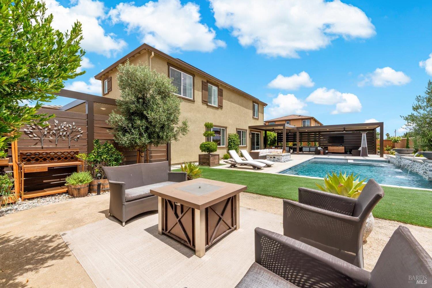 1205 Autumn Breeze Drive Dixon CA 95620