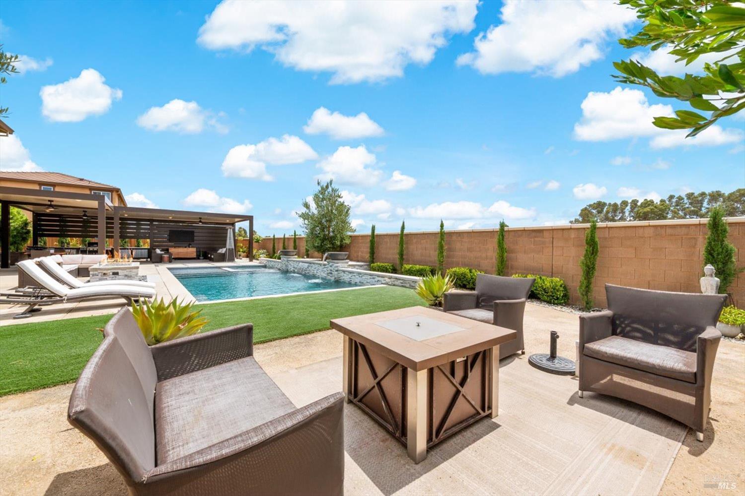 1205 Autumn Breeze Drive Dixon CA 95620