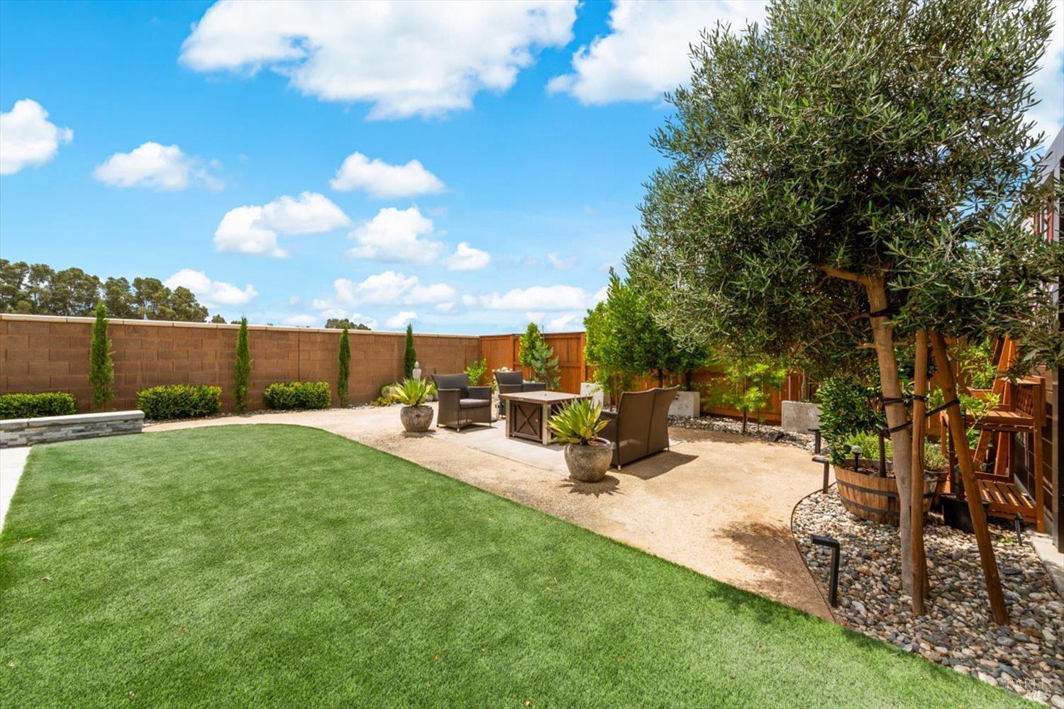 1205 Autumn Breeze Drive Dixon CA 95620