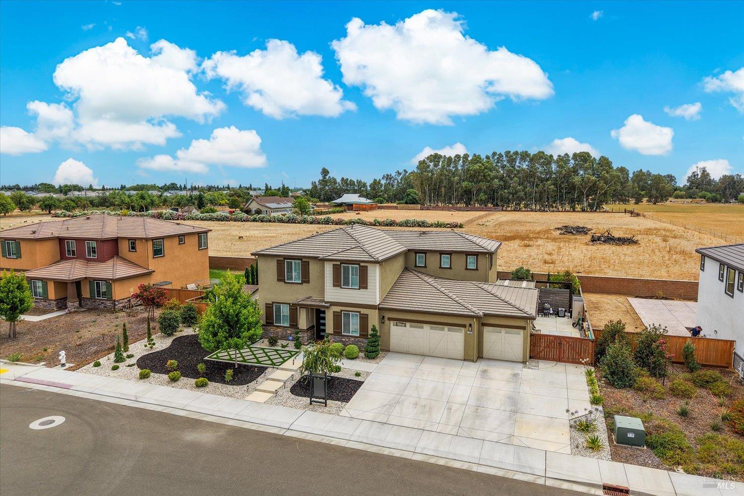 1205 Autumn Breeze Drive Dixon CA 95620