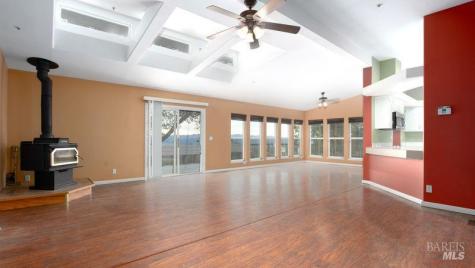 505 Mcnair Road Cloverdale CA 95425
