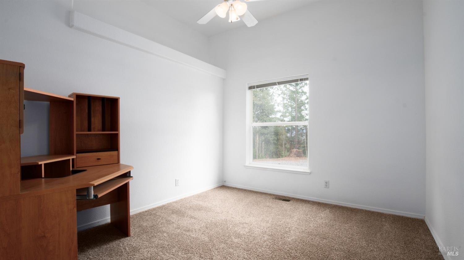 505 Mcnair Road Cloverdale CA 95425