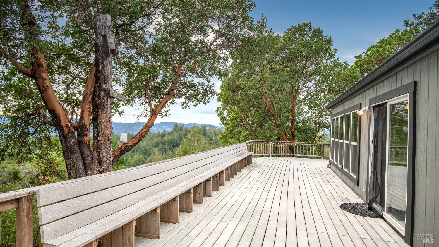 505 Mcnair Road Cloverdale CA 95425