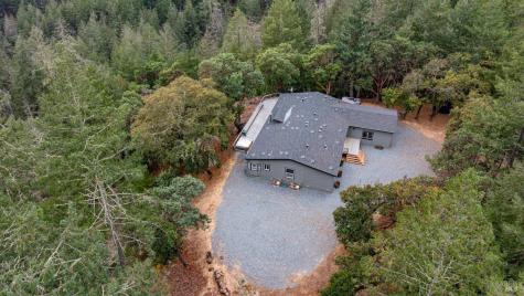 505 Mcnair Road Cloverdale CA 95425