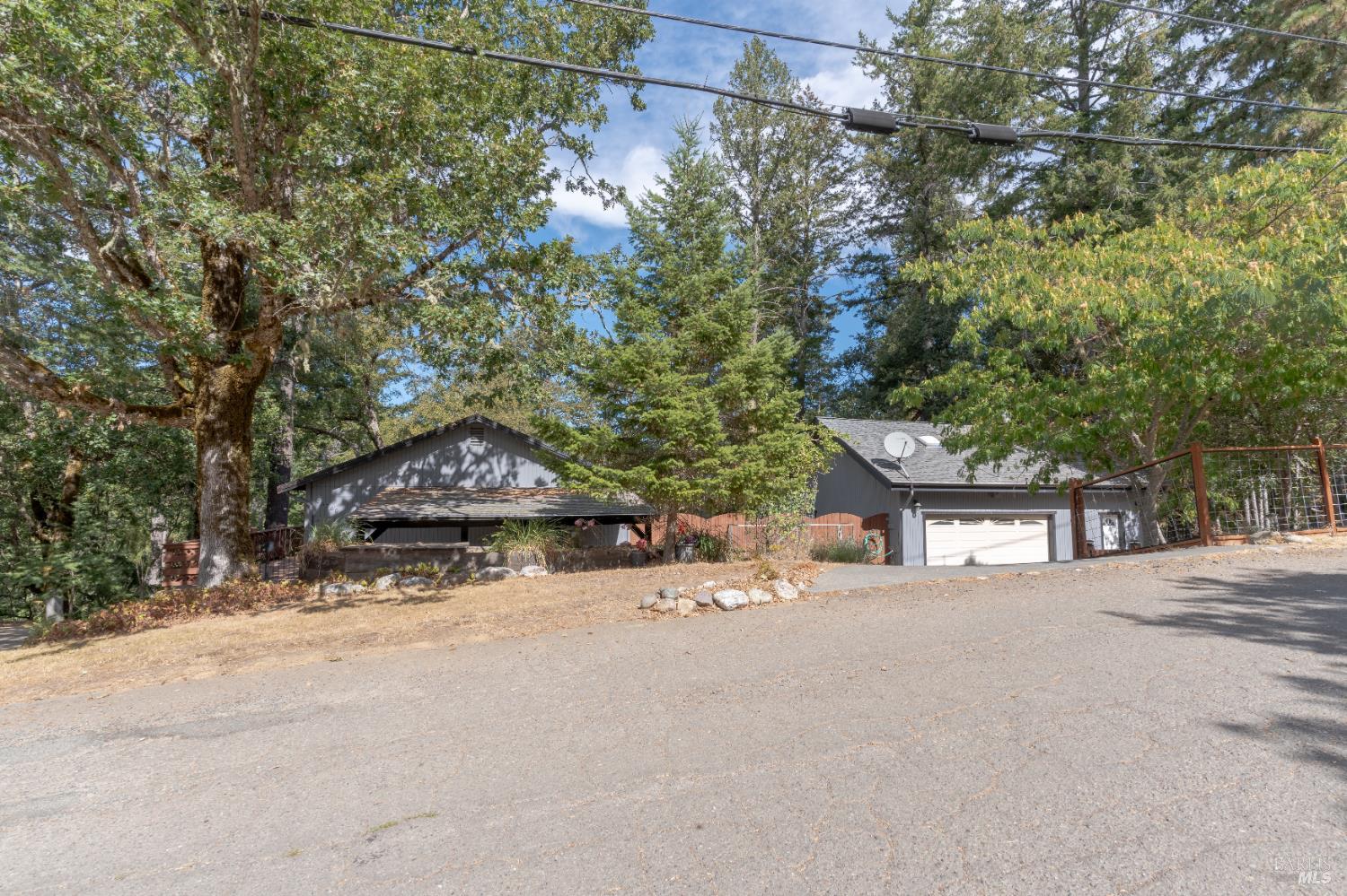 26760 Oriole Drive Willits CA 95490