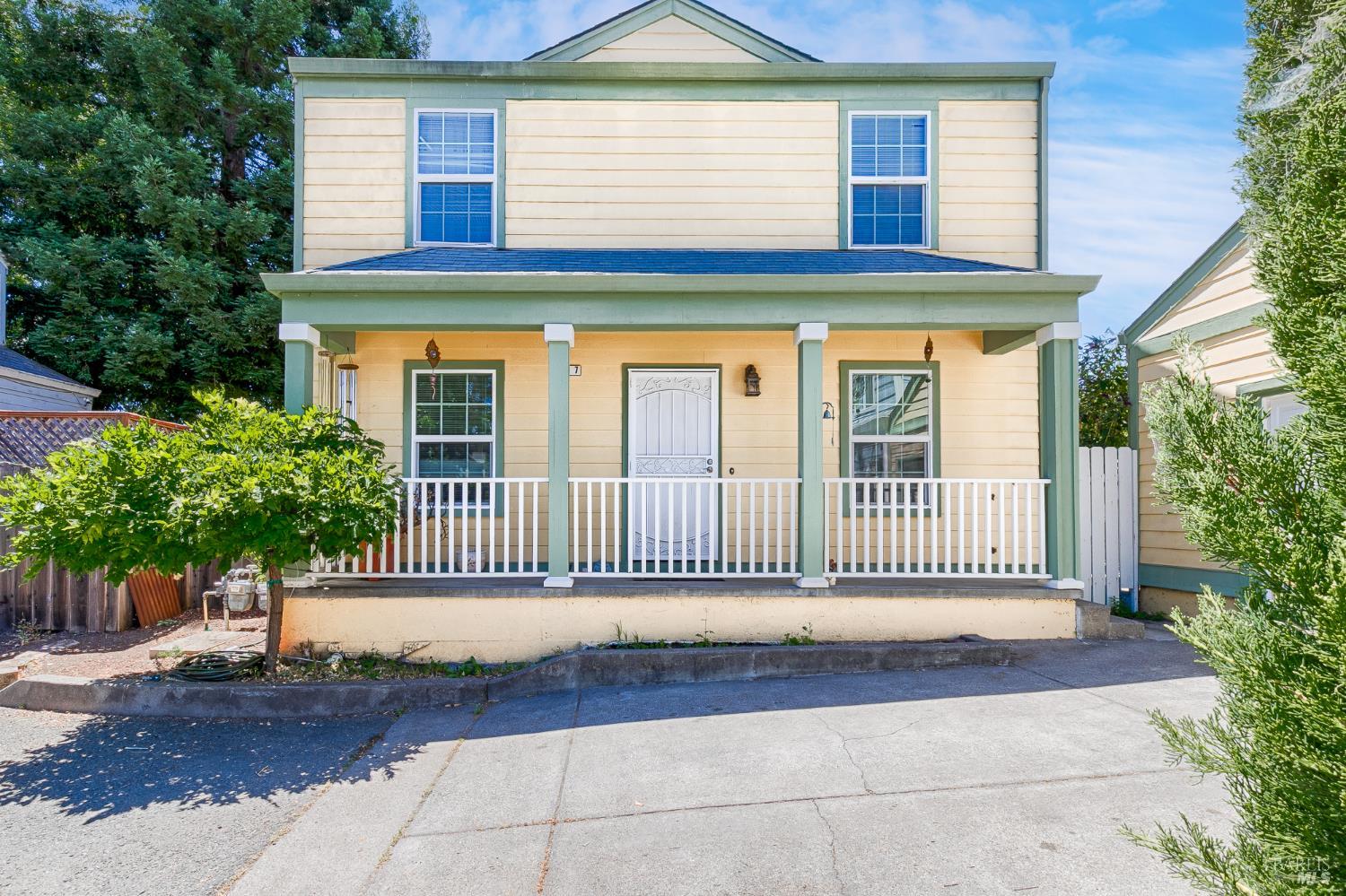 937 Kingwood Street Santa Rosa CA 95401