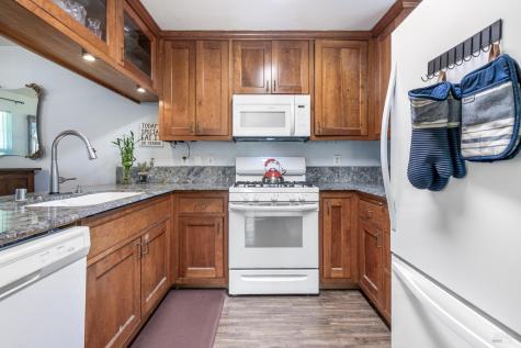 937 Kingwood Street Santa Rosa CA 95401