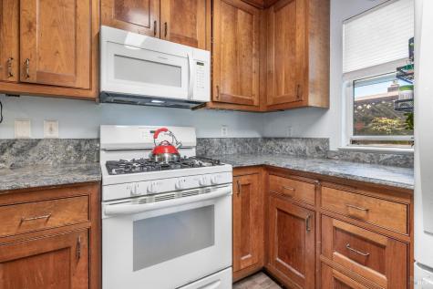 937 Kingwood Street Santa Rosa CA 95401