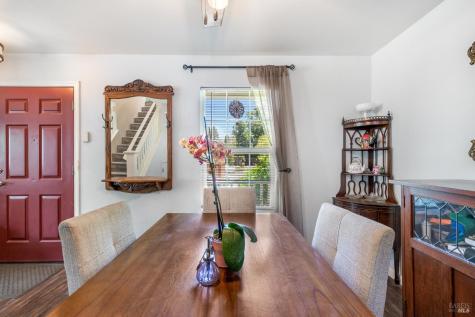 937 Kingwood Street Santa Rosa CA 95401