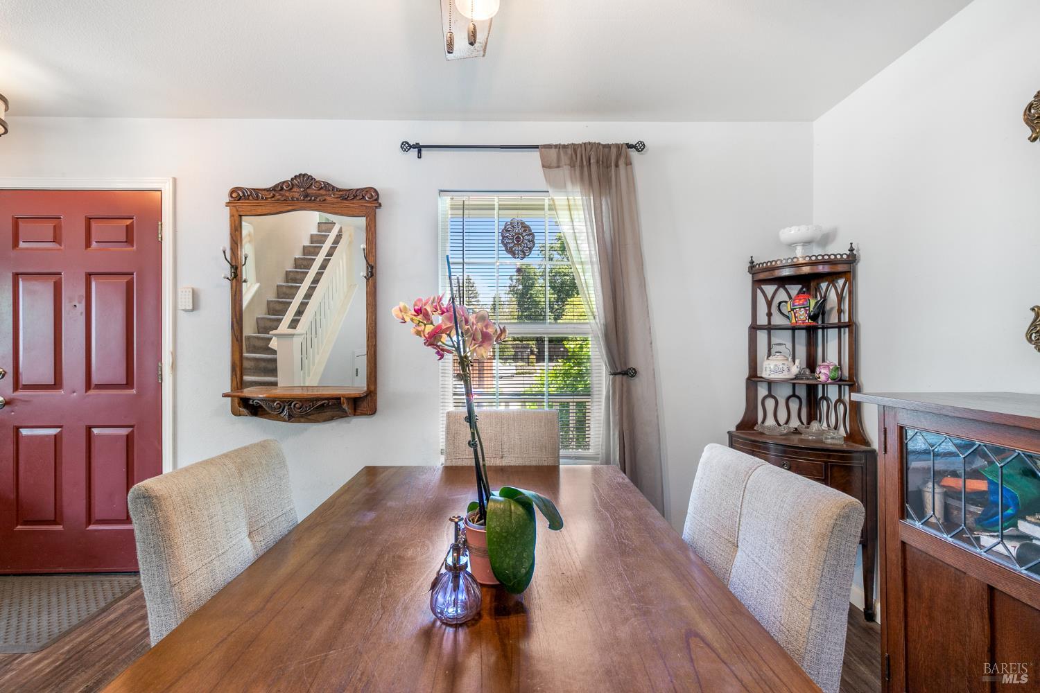 937 Kingwood Street Santa Rosa CA 95401