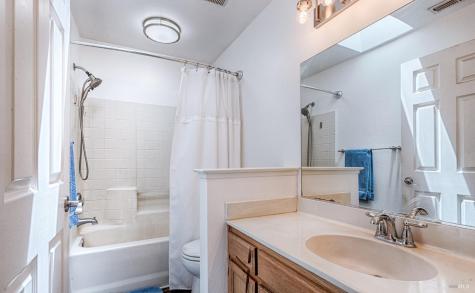 937 Kingwood Street Santa Rosa CA 95401