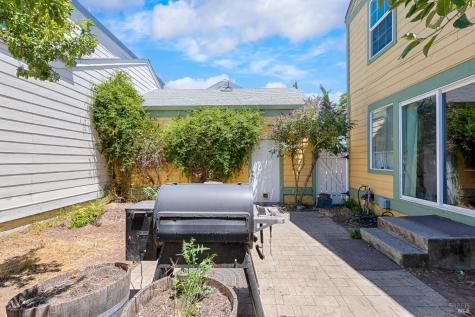 937 Kingwood Street Santa Rosa CA 95401