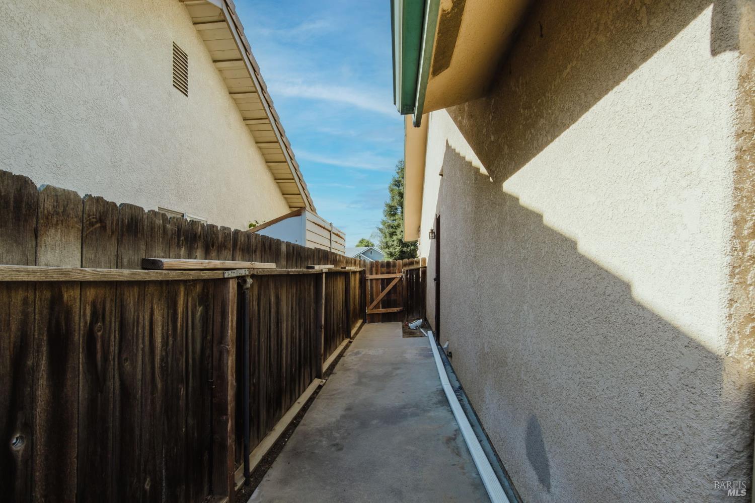 4109 W Mission Court Visalia CA 93277