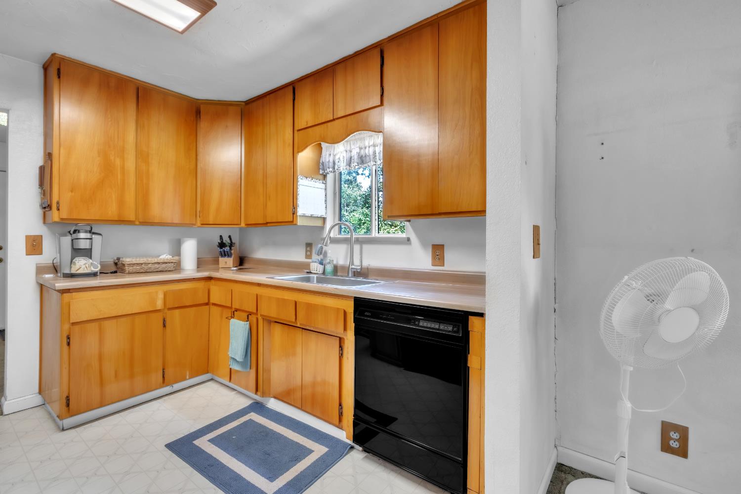 1728 Circle Drive Isleton CA 95641