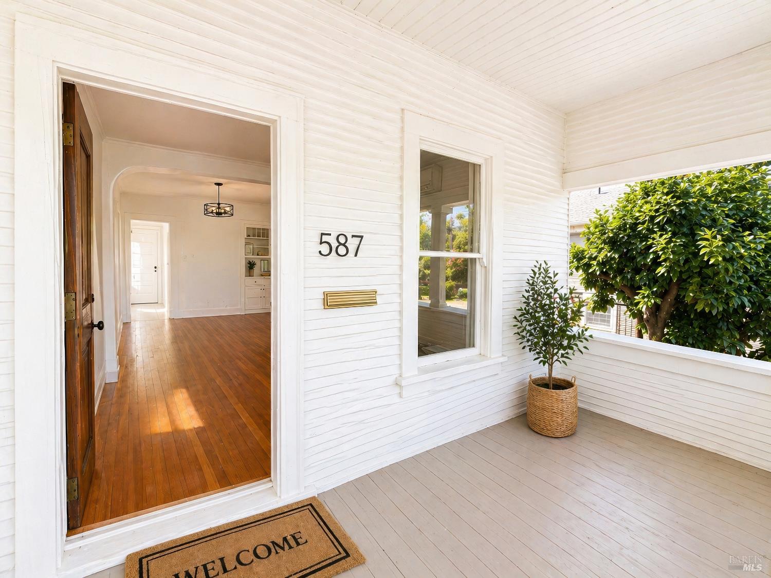 587 Seymour Street Napa CA 94559
