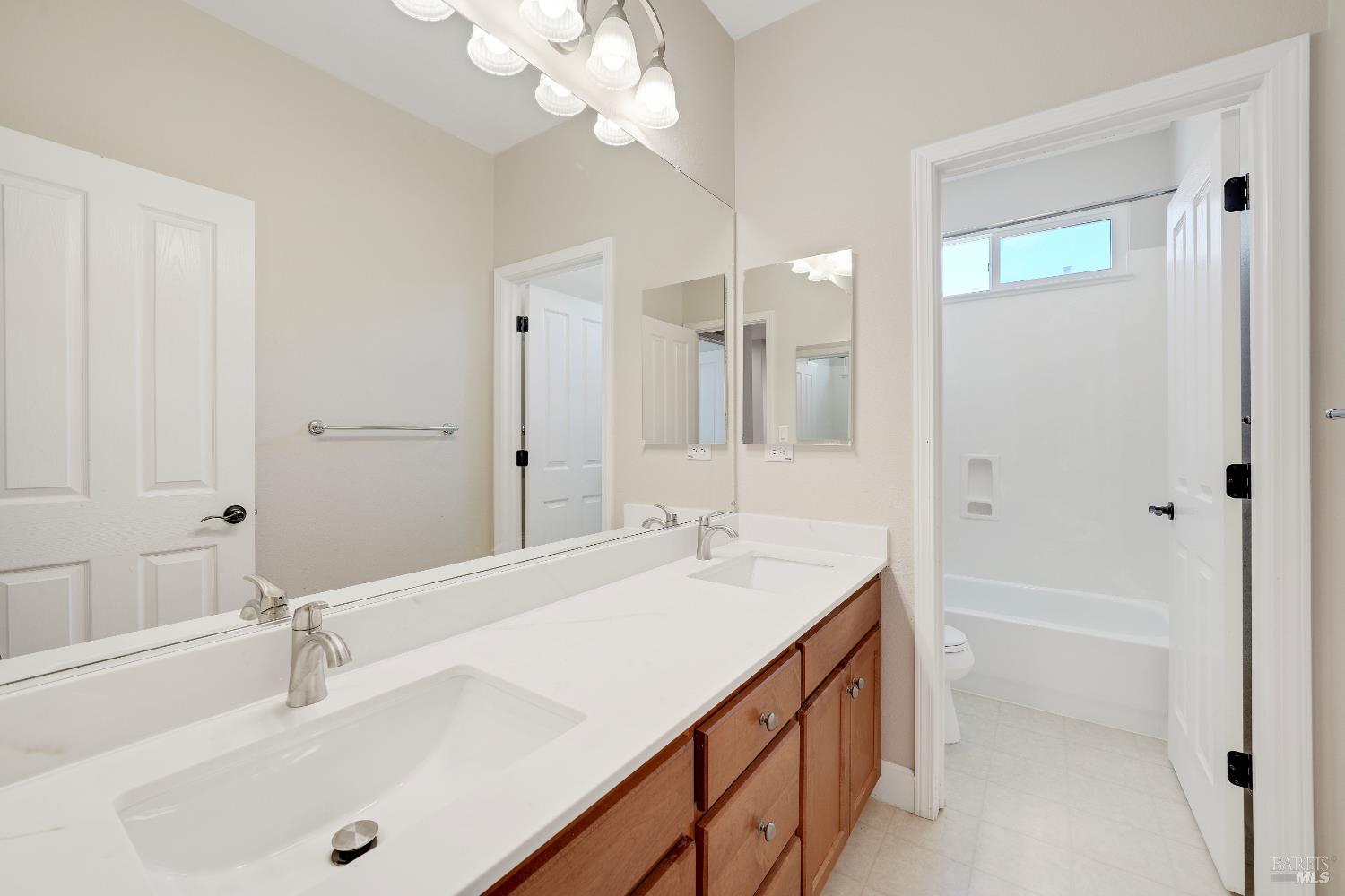 486 Mcallister Drive Benicia CA 94510