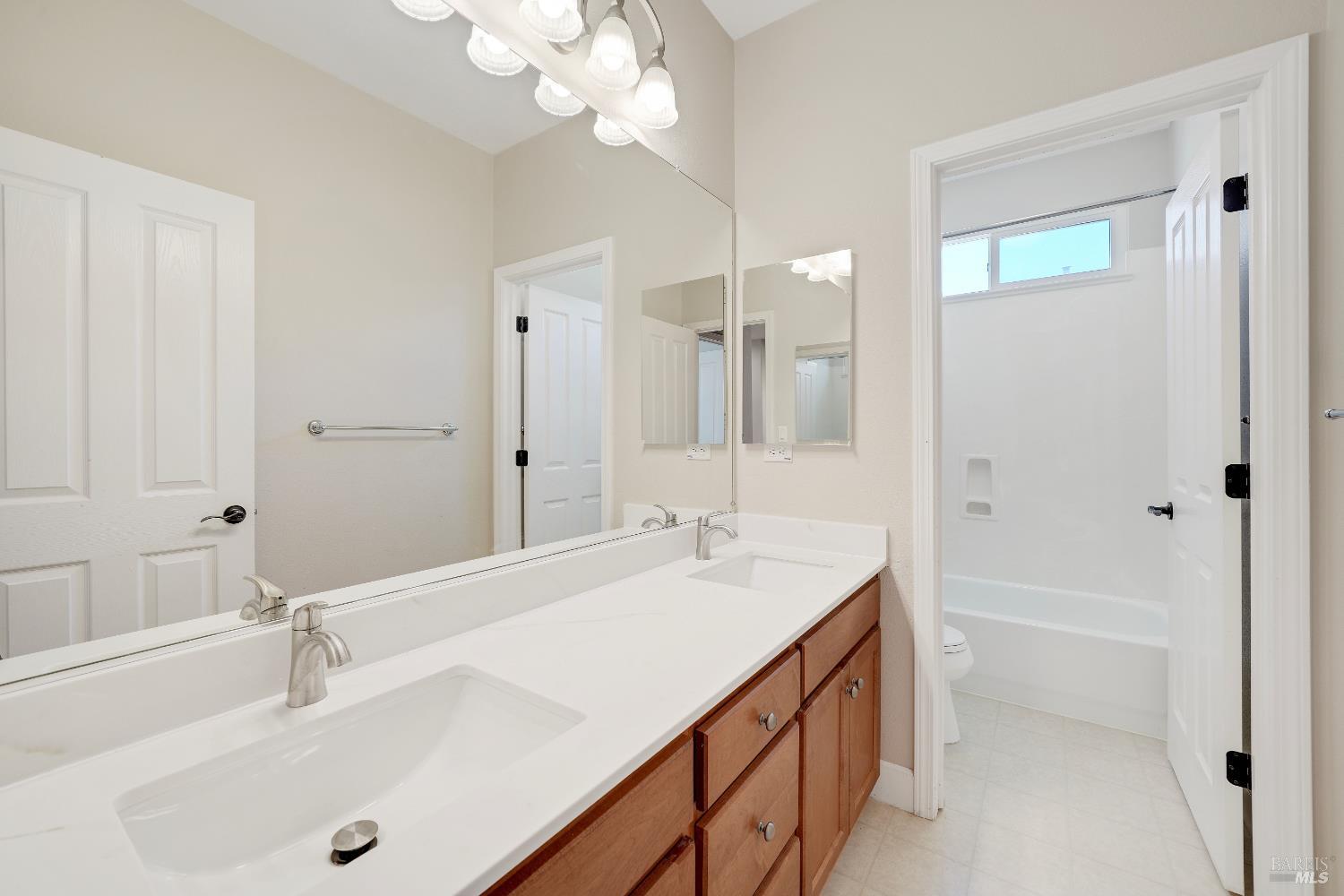 486 Mcallister Drive Benicia CA 94510