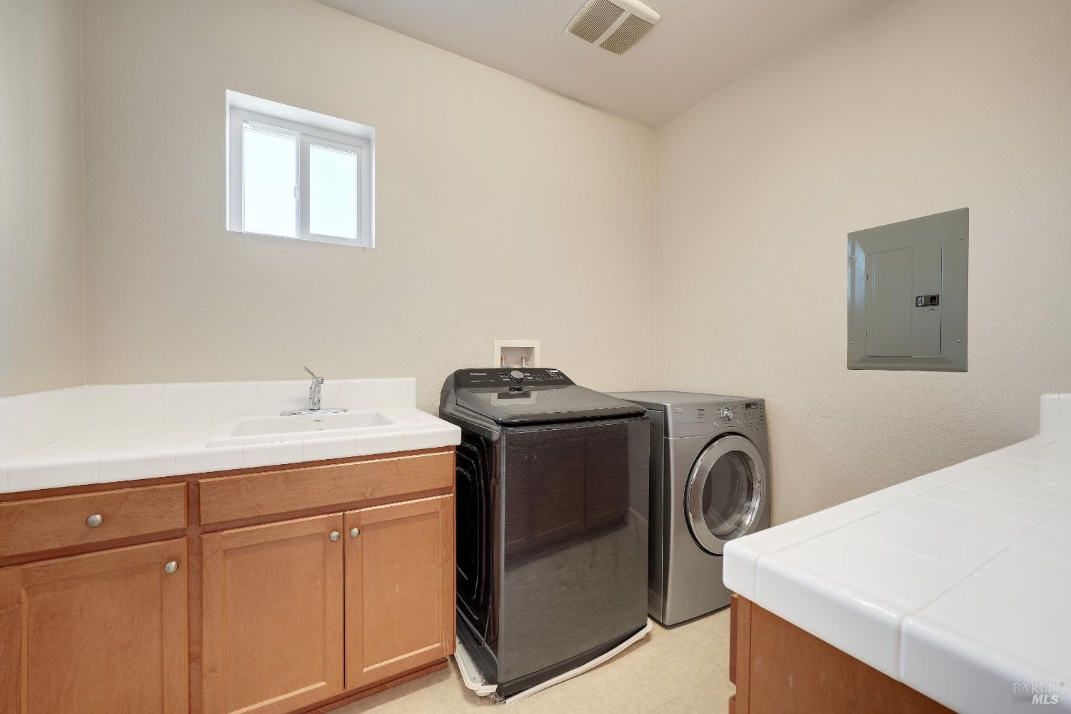 486 Mcallister Drive Benicia CA 94510