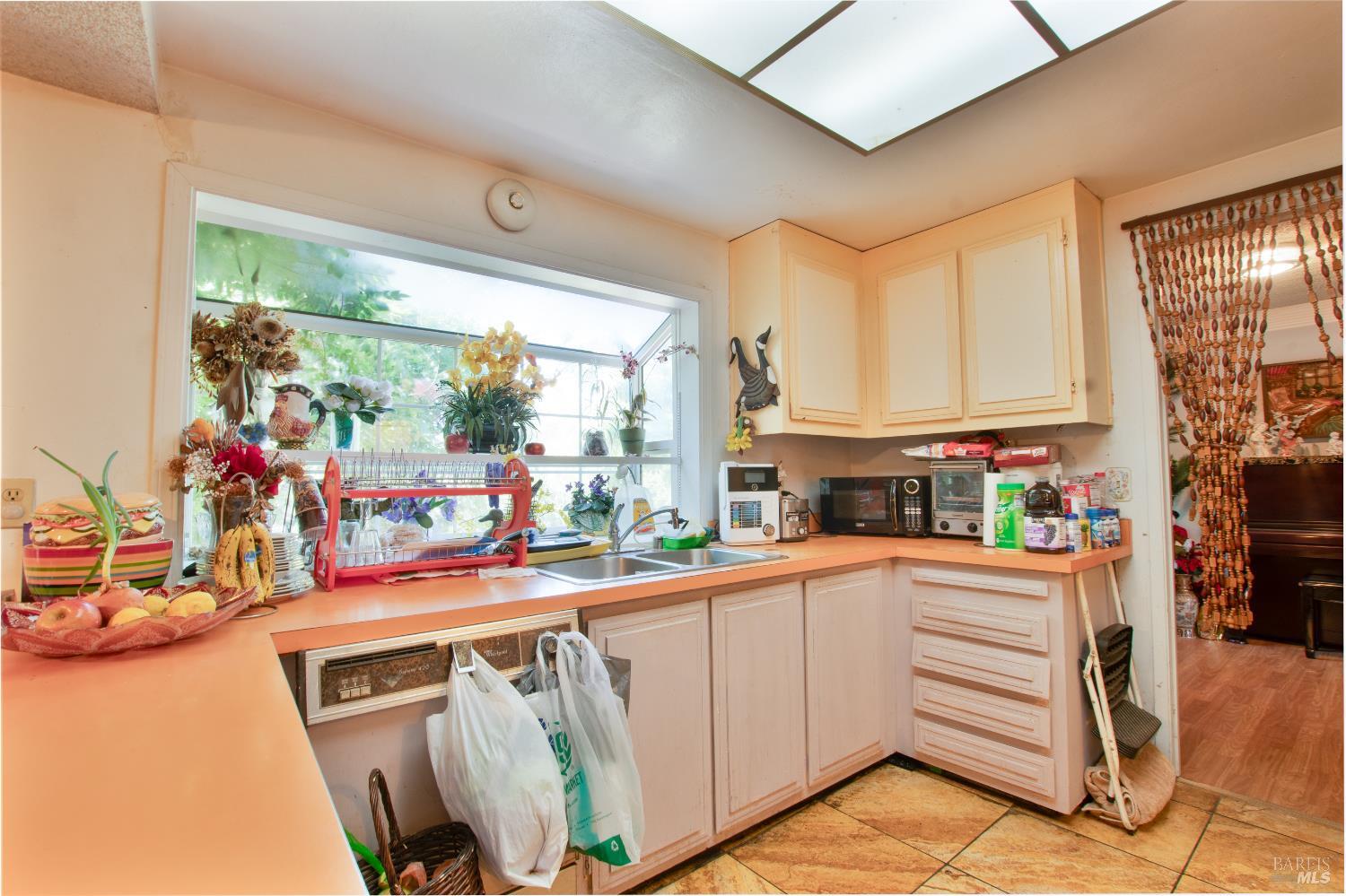 185 Lexington Drive Vallejo CA 94591