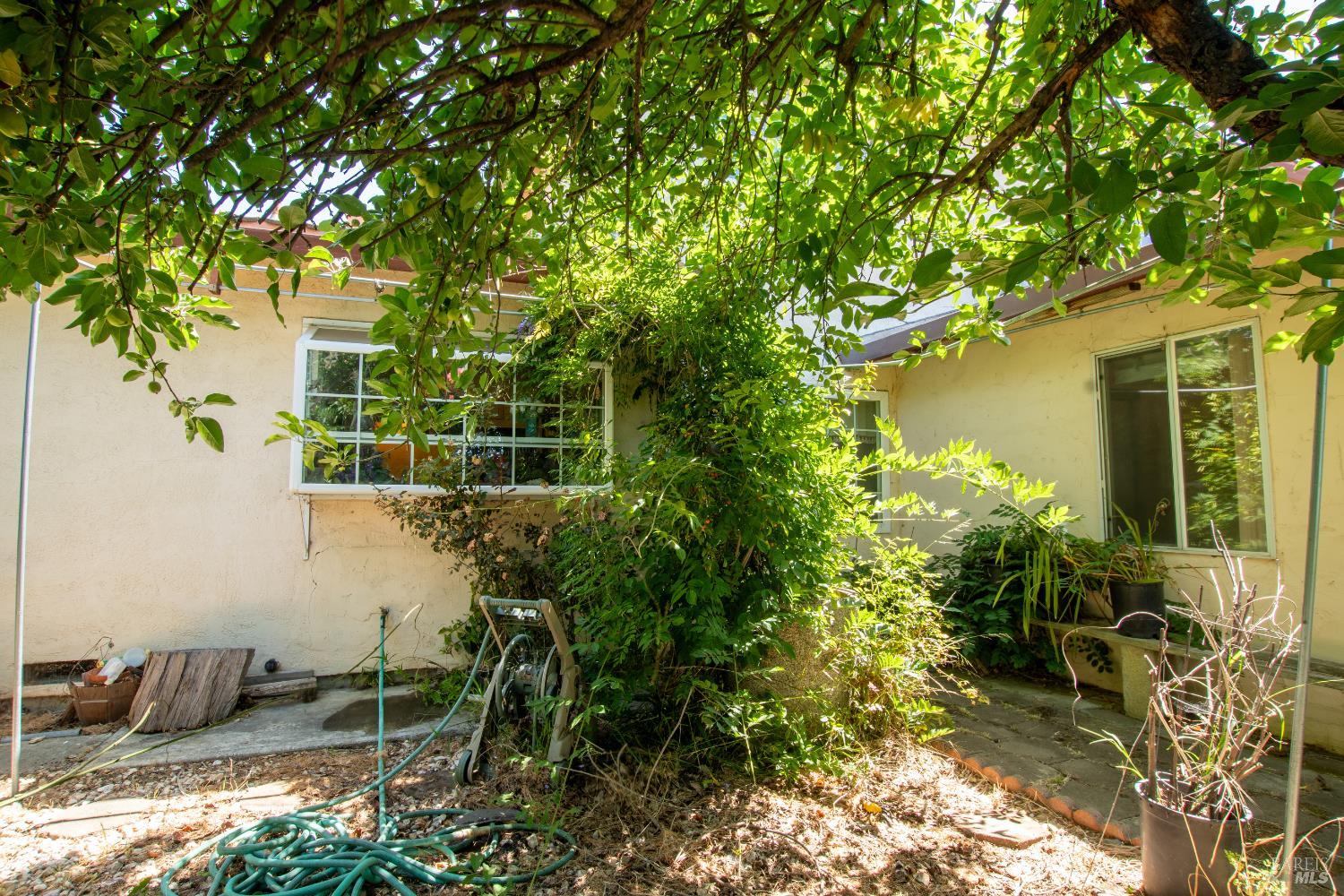 185 Lexington Drive Vallejo CA 94591