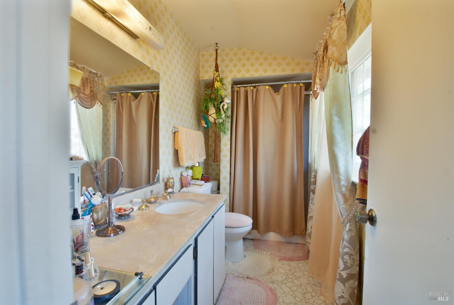 185 Lexington Drive Vallejo CA 94591