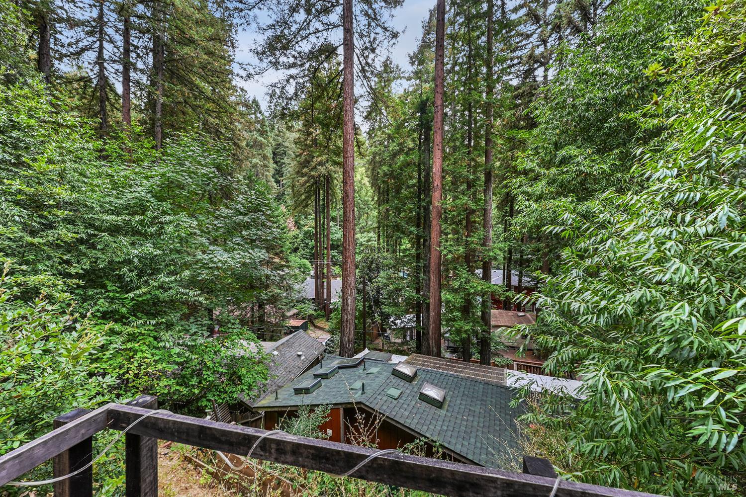 15320 Canyon 3 Road Rio Nido CA 95471