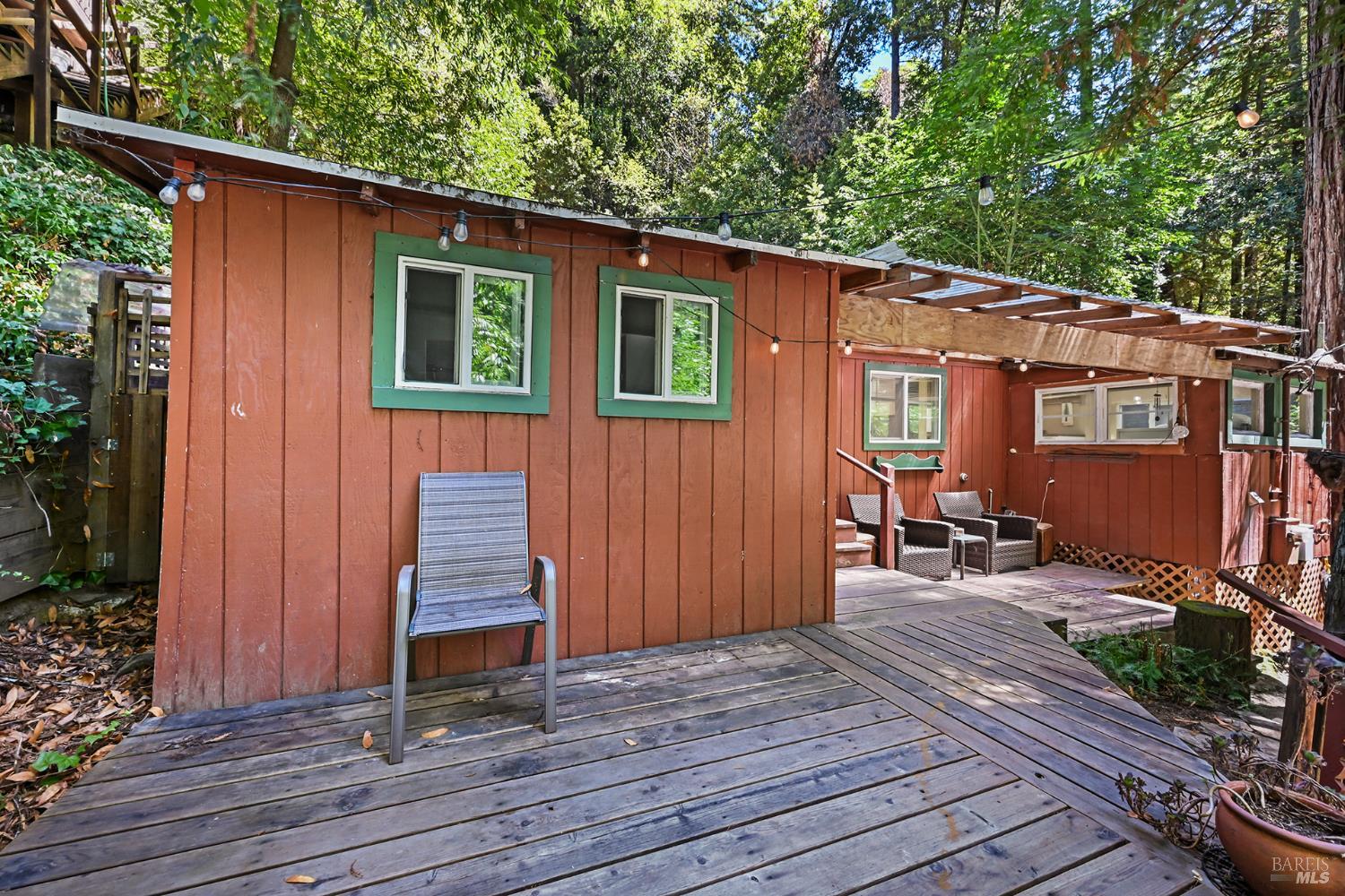 15320 Canyon 3 Road Rio Nido CA 95471