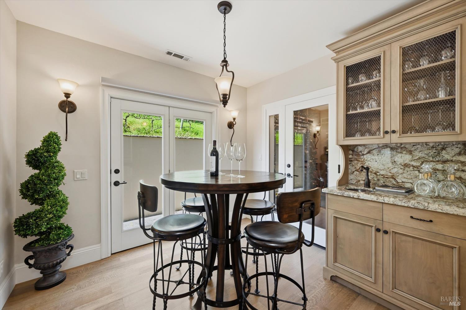3277 Dry Creek Road Napa CA 94558