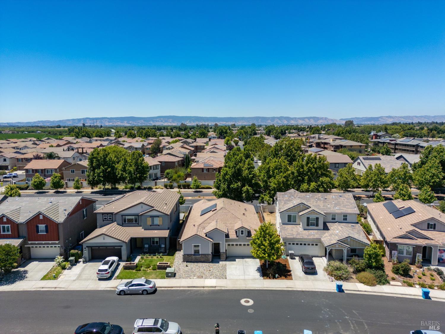 1230 Columbia Drive Dixon CA 95620