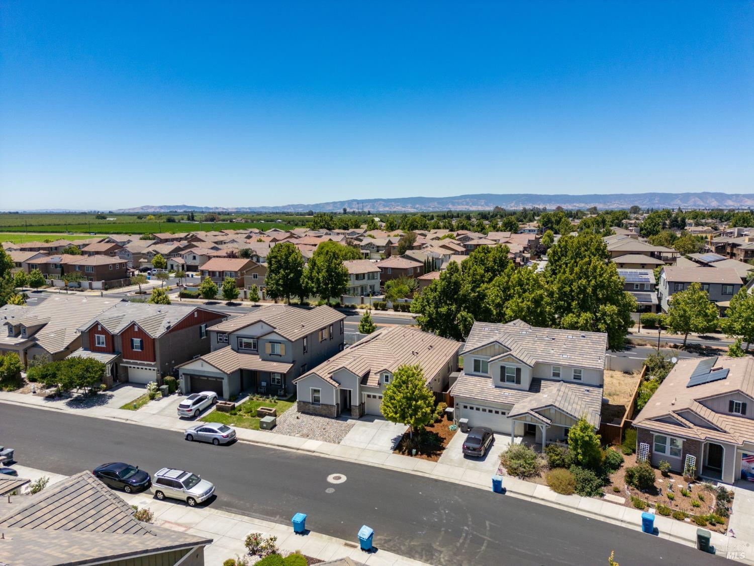 1230 Columbia Drive Dixon CA 95620