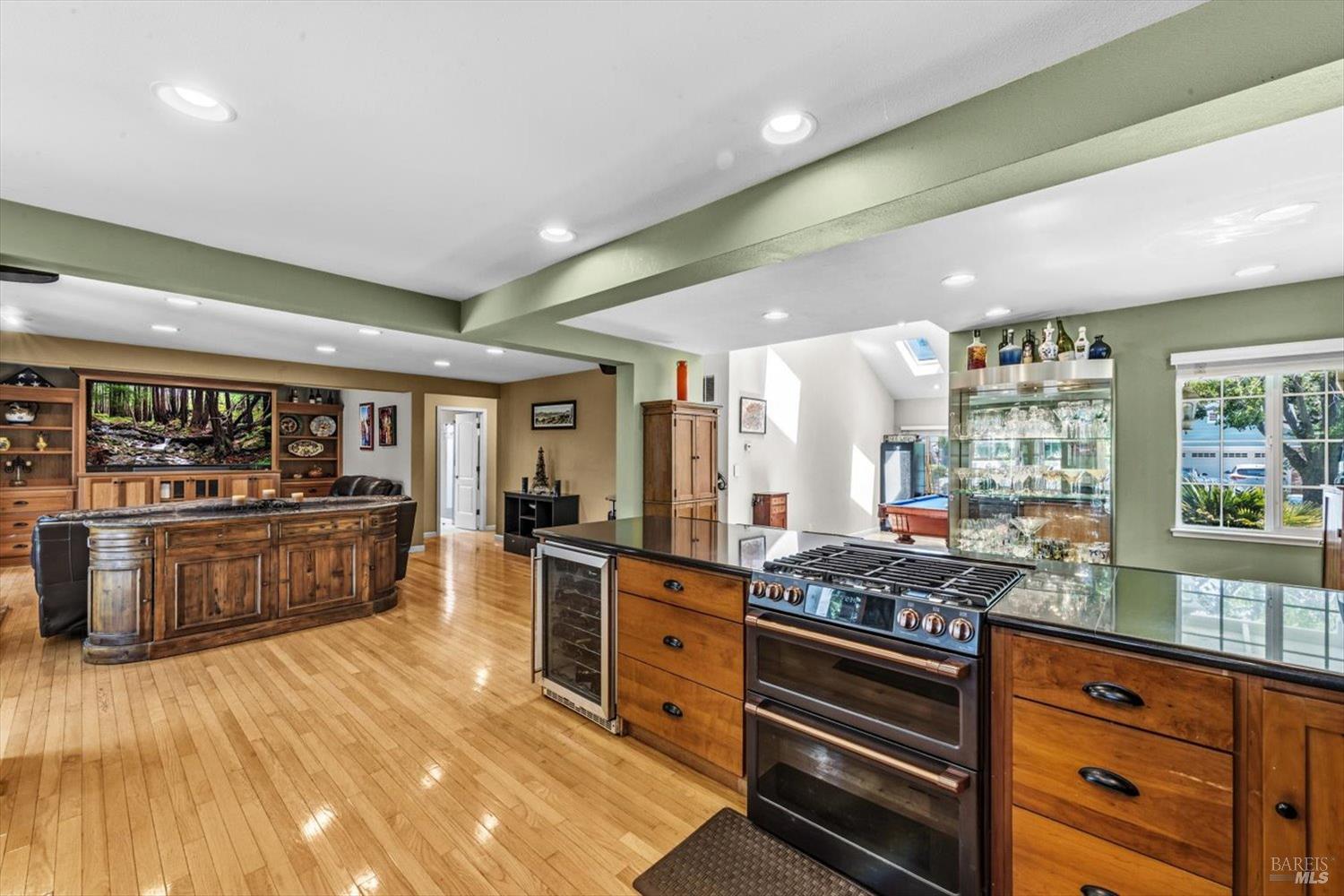 2423 Shoreline Drive Napa CA 94558