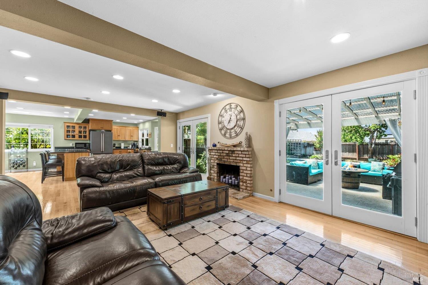 2423 Shoreline Drive Napa CA 94558