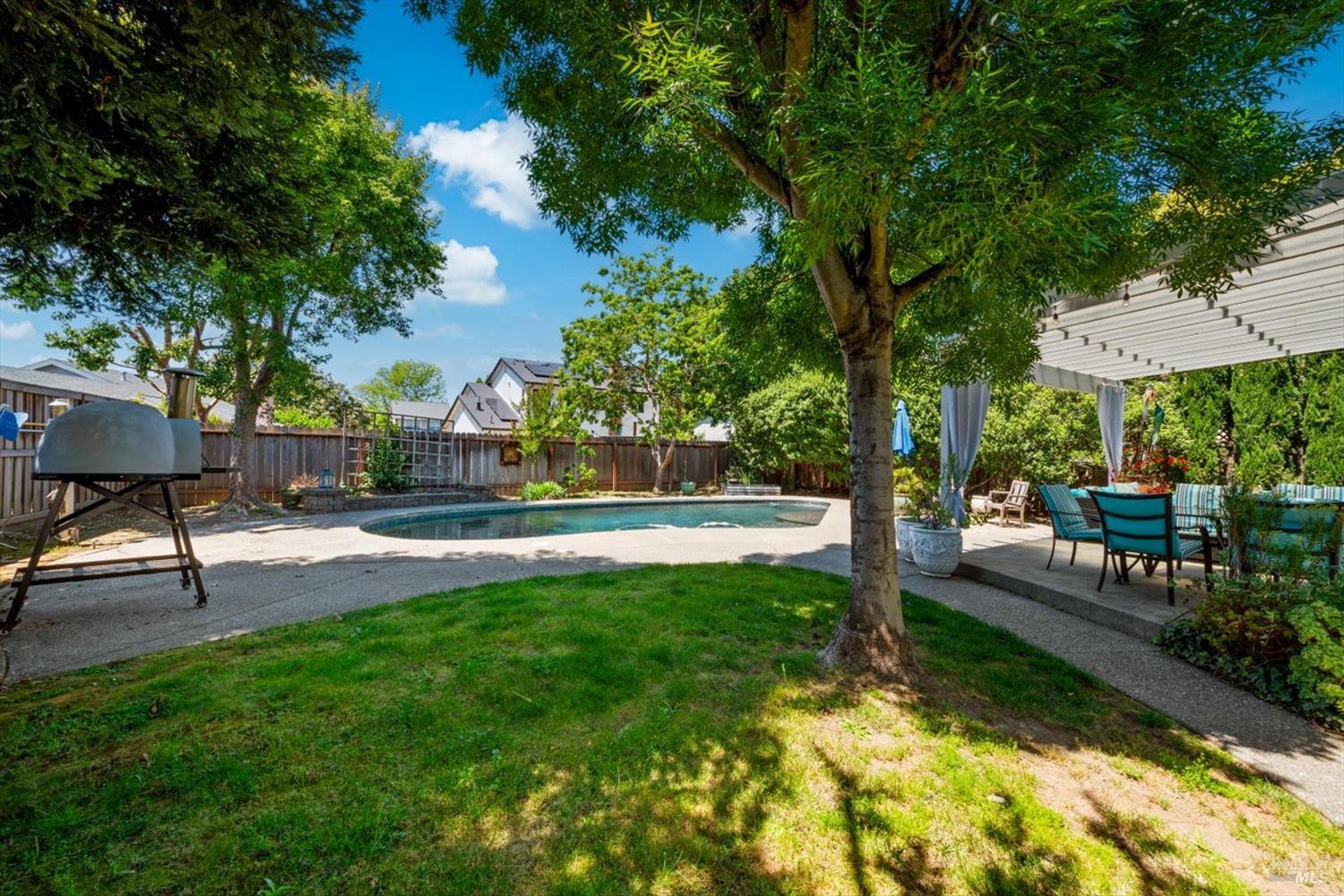 2423 Shoreline Drive Napa CA 94558