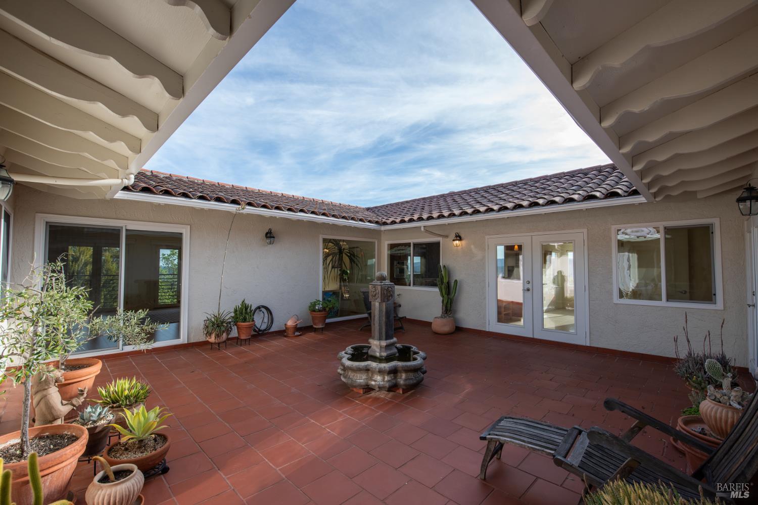 1163 Mountain Pine Road Cloverdale CA 95425