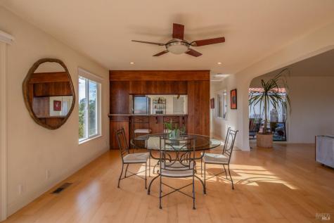 1163 Mountain Pine Road Cloverdale CA 95425