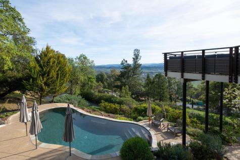 1163 Mountain Pine Road Cloverdale CA 95425
