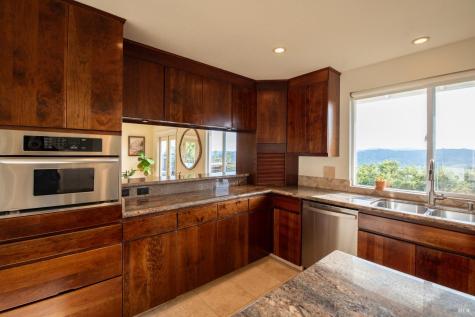 1163 Mountain Pine Road Cloverdale CA 95425