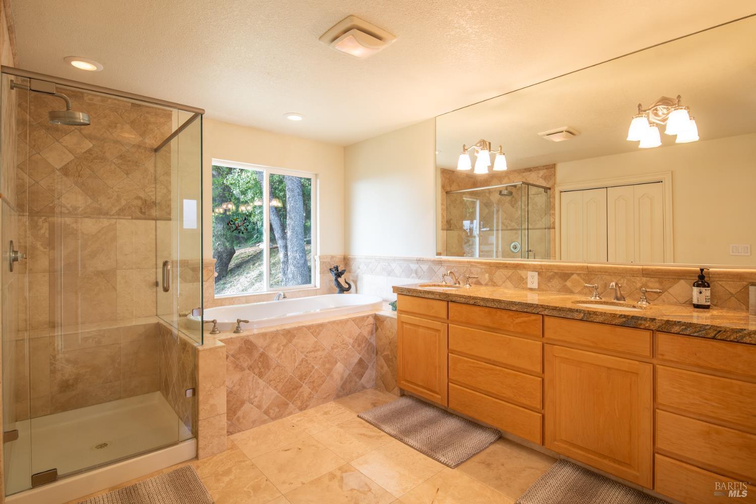 1163 Mountain Pine Road Cloverdale CA 95425