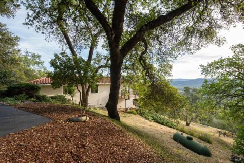 1163 Mountain Pine Road Cloverdale CA 95425