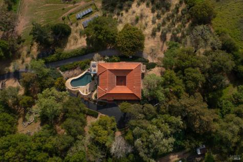 1163 Mountain Pine Road Cloverdale CA 95425